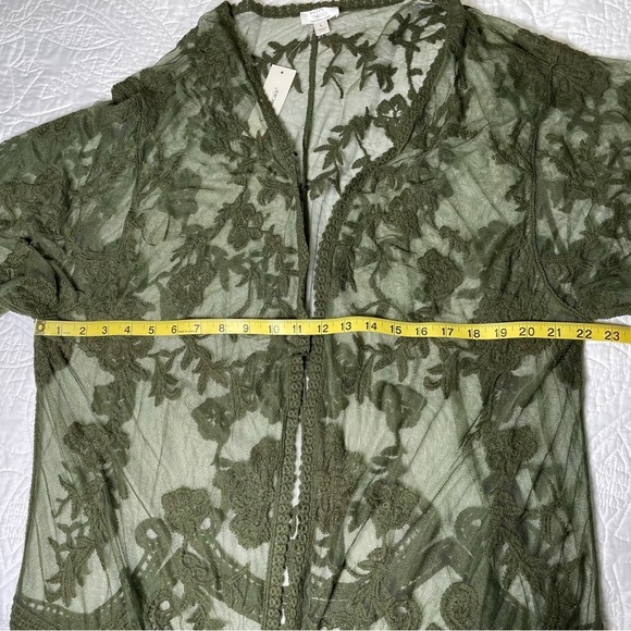 NEW Francescas Dizzy Lizzy Olive Lace and mesh Kimono Women’s Size Large Shrug - Picture 5 of 12